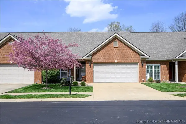 2136 Pickwick Drive, New Albany, IN 47150