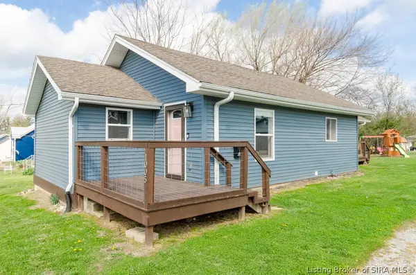 1005 W Bristol Street, Salem, IN 47167