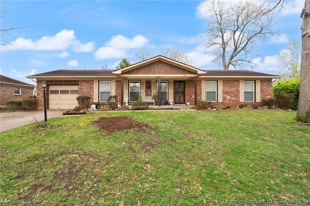 1207 Dogwood Road, Jeffersonville, IN 47130 - #1