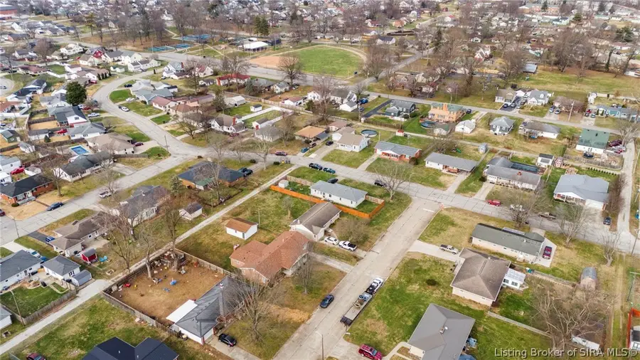 1112 Washington Avenue, Seymour, IN 47274 - #3