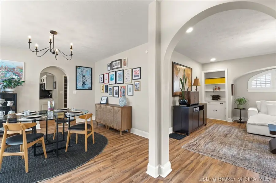 536 N Mckinley Avenue, Clarksville, IN 47129 - #3