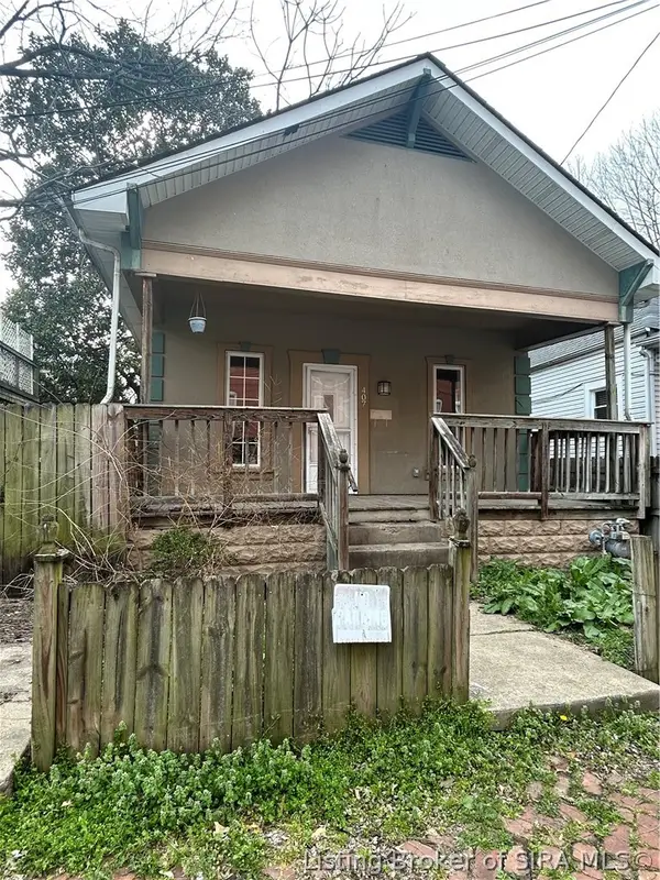 407 E 7th Street, New Albany, IN 47150