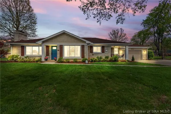 31 Wildwood Road, Jeffersonville, IN 47130