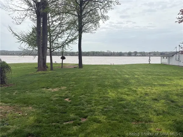 5820 Upper River Road, Jeffersonville, IN 47130