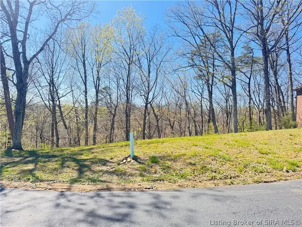 1002 Canyon Road, Georgetown, IN 47122