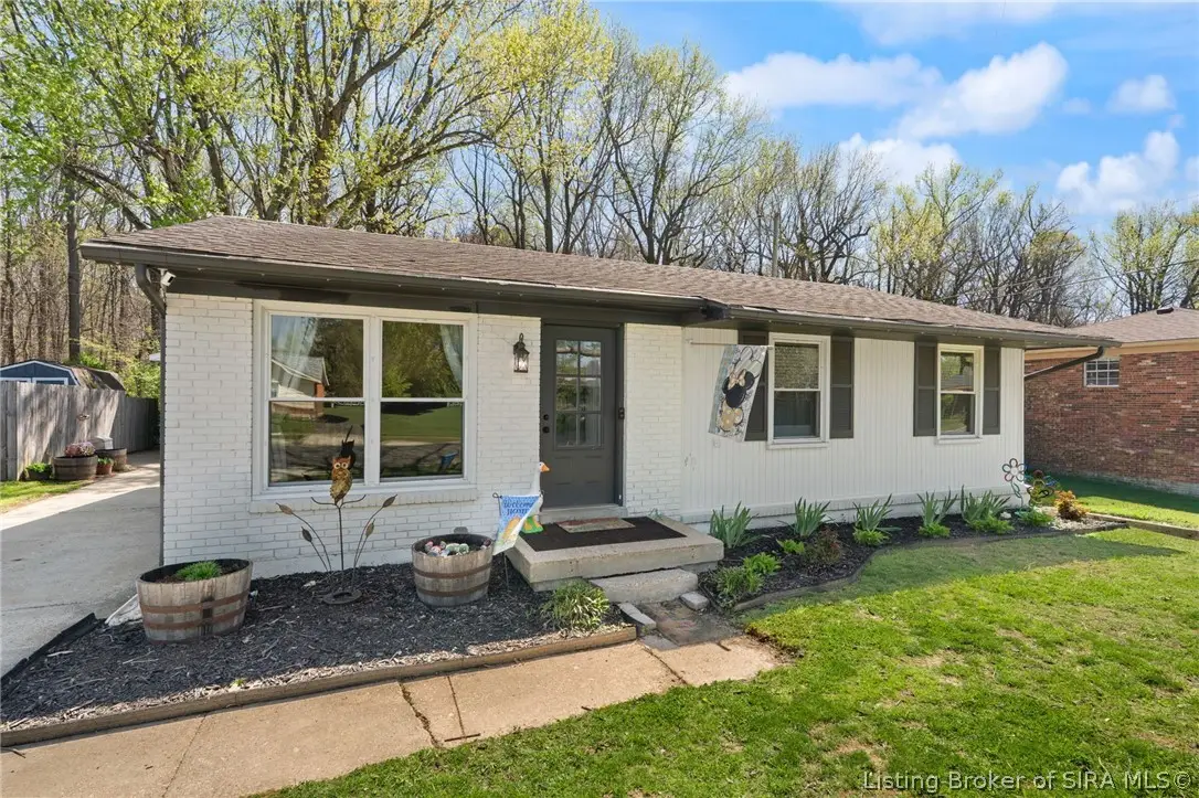 2924 Linda Drive, New Albany, IN 47150 - #1