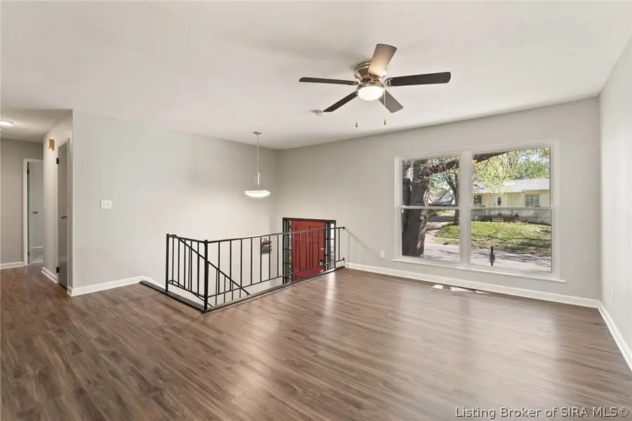 936 Pennsylvania Avenue, Jeffersonville, IN 47130 - #2