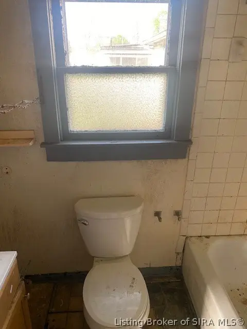 1424 E 8th Street, Jeffersonville, IN 47130 - #2