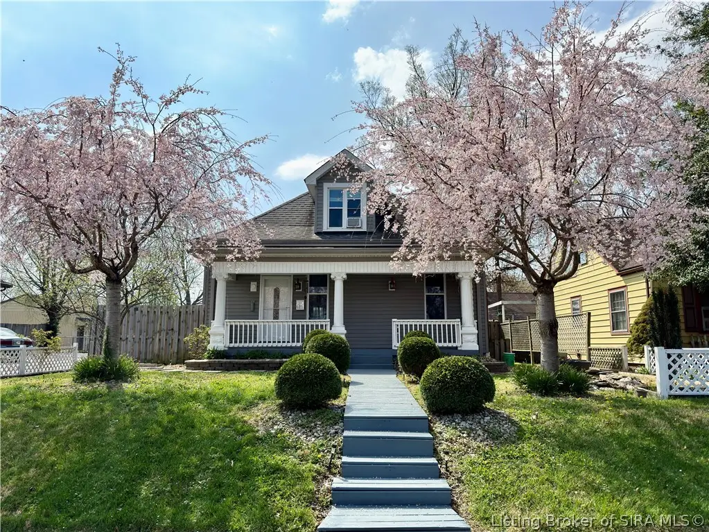 430 W Harrison Avenue, Clarksville, IN 47129 - #1