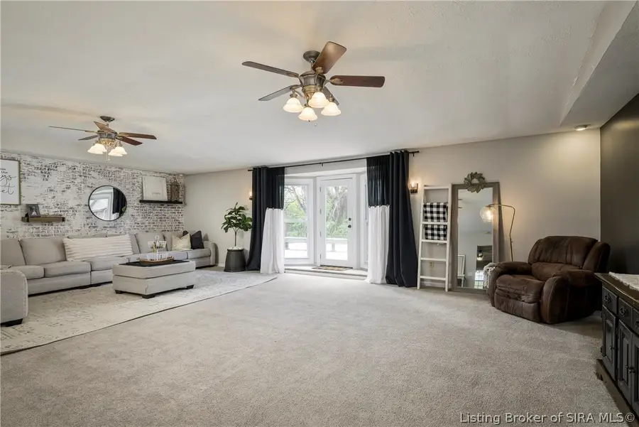 609 Catalpa Street, Sellersburg, IN 47172 - #3