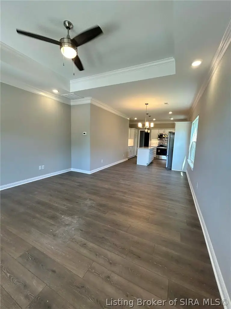 2113 Loop Island Way, New Albany, IN 47150 - #3