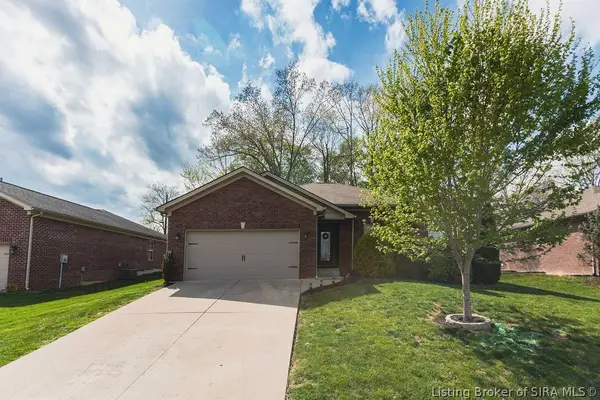 8122 Autumn Drive, Georgetown, IN 47122