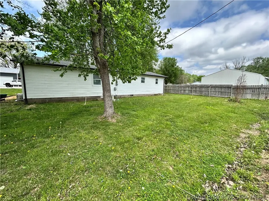 435 South Spicer Dr, Austin, IN 47102 - #3