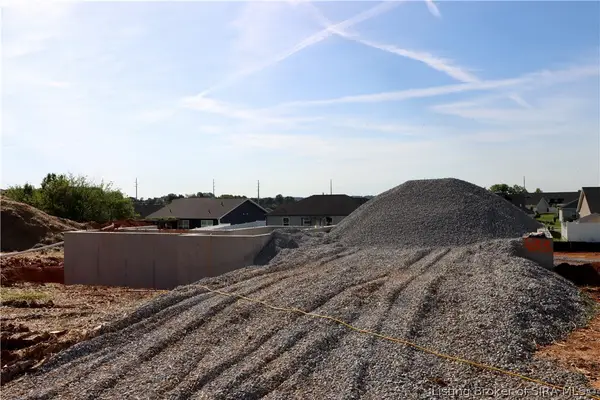 1126 - LOT 633 Bella Way, Jeffersonville, IN 47130