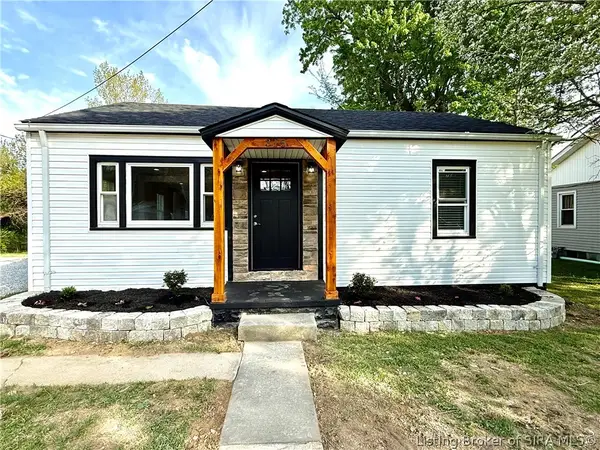 315 Vest Road, Henryville, IN 47126