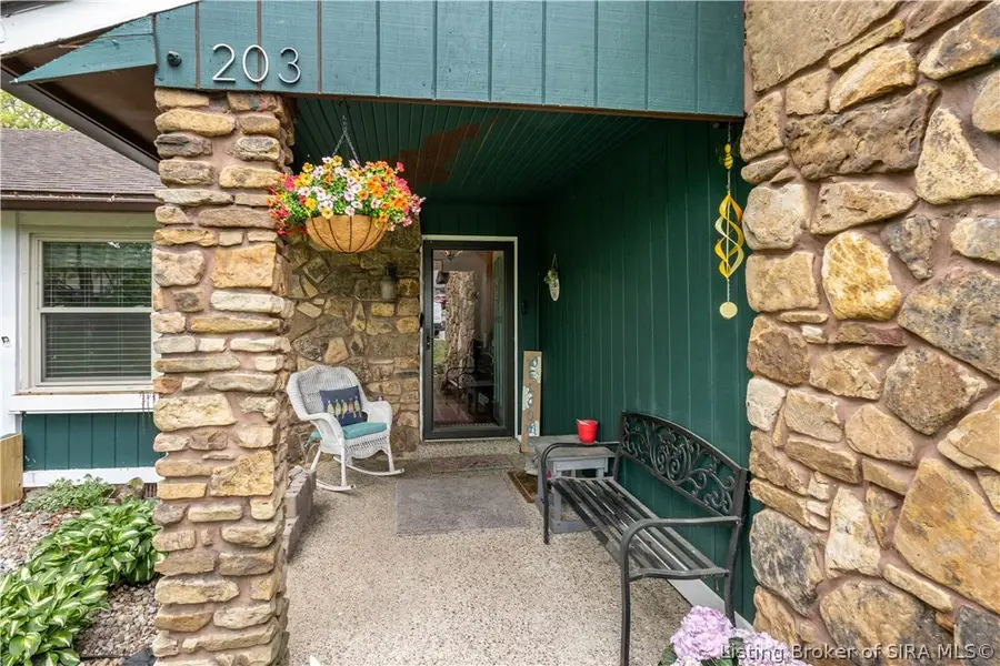 203 Lancaster Circle, New Albany, IN 47150 - #3