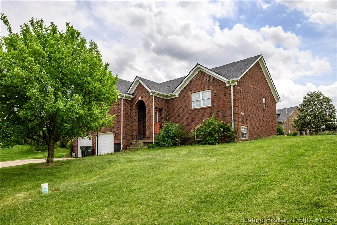 3114 Heritage Heights Way, Jeffersonville, IN 47130 - #1