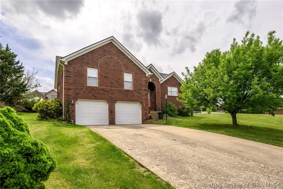 3114 Heritage Heights Way, Jeffersonville, IN 47130 - #3