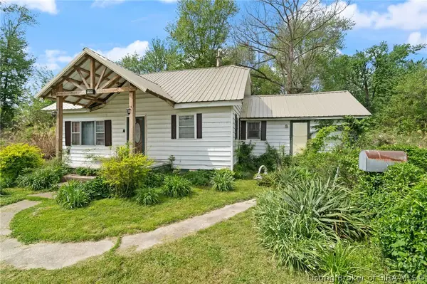 1130 & 1140 N Church Street, Austin, IN 47102