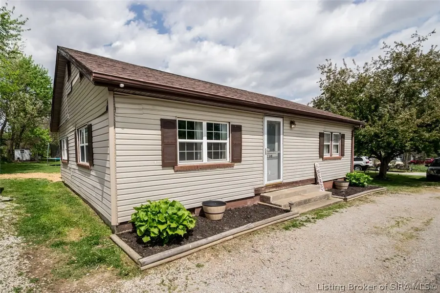 117 Cherry Street, Henryville, IN 47126 - #2