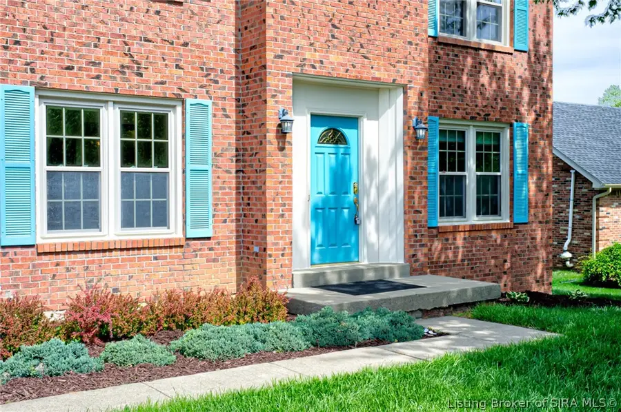 305 Deer Run Drive, Sellersburg, IN 47172 - #2