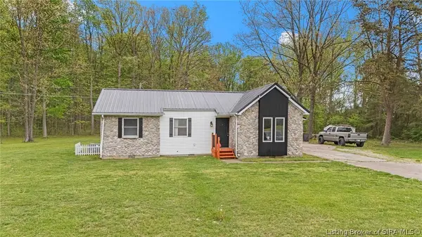 3195 S Boatman Road, Scottsburg, IN 47170