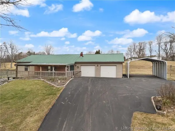 2825 S Casey Road, Henryville, IN 47126