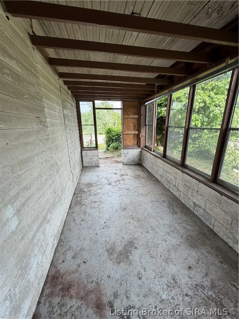 501 W 7th Street, New Albany, IN 47150 - #2