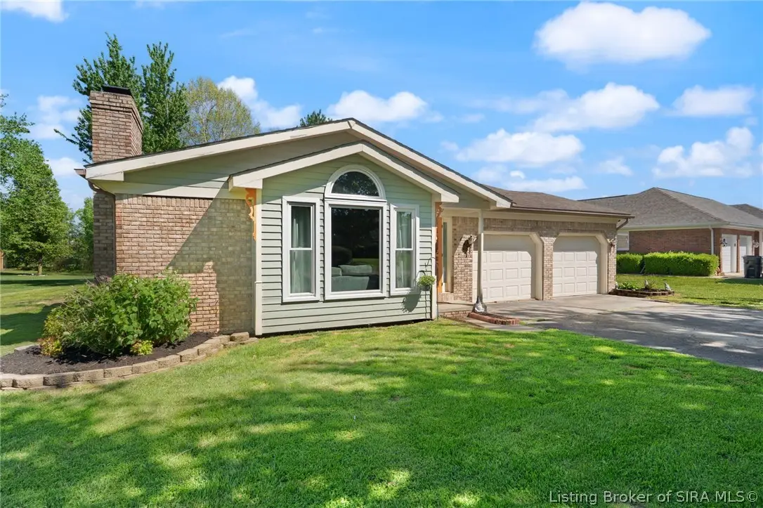 1614 W Monique Drive, Scottsburg, IN 47170 - #1