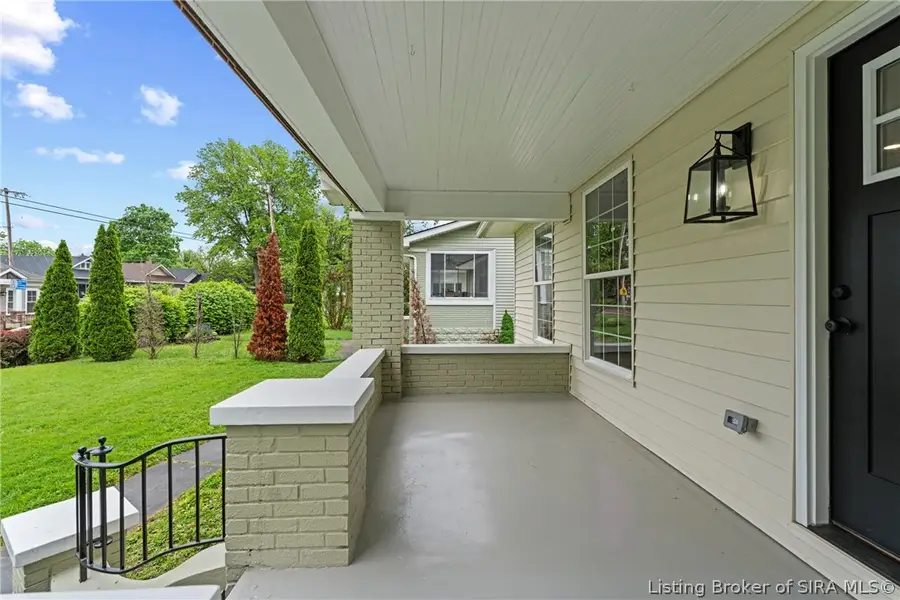 913 Silver Street, New Albany, IN 47150 - #2