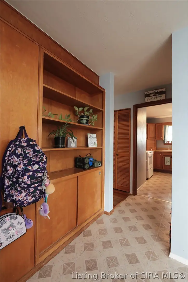 2724 Hillview Drive, New Albany, IN 47150 - #3