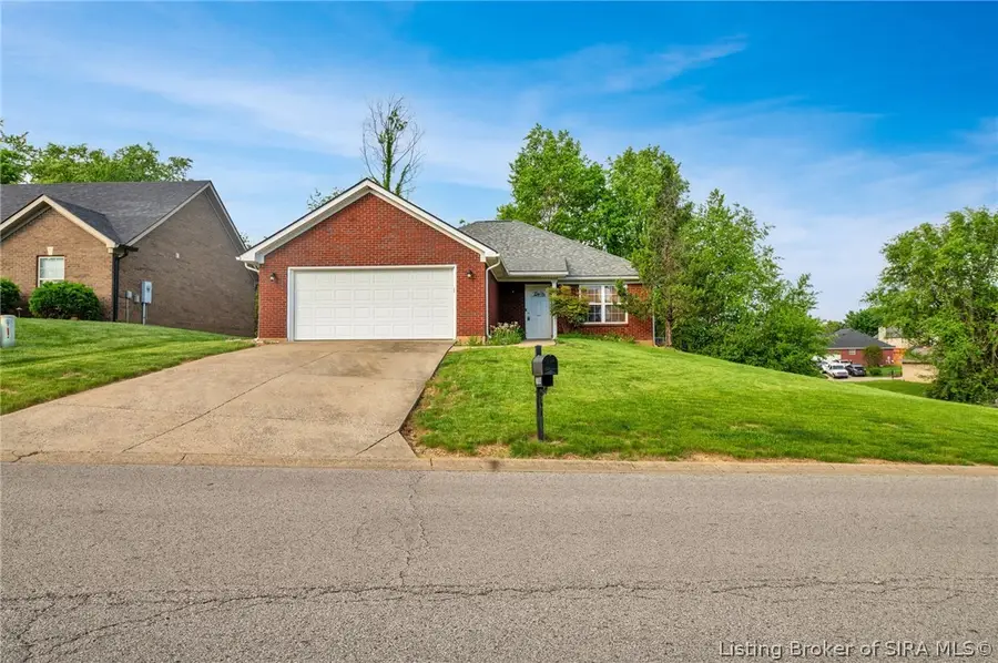 2304 Brookview Drive, Jeffersonville, IN 47130 - #2