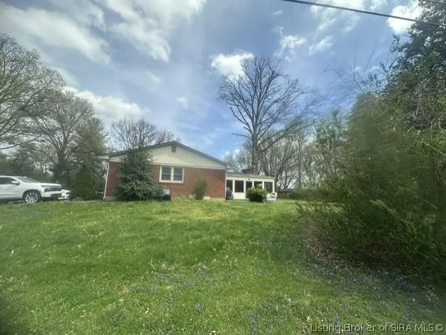 17 Cypress Drive, Jeffersonville, IN 47130 - #3