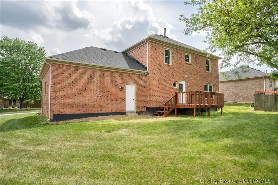 201 Doe Run, Sellersburg, IN 47172 - #3