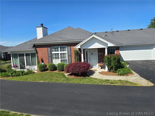 3663 Stonecreek Circle #B, Jeffersonville, IN 47130