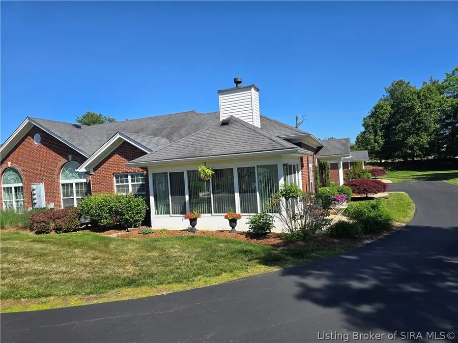 3663 Stonecreek Circle #B, Jeffersonville, IN 47130 - #2