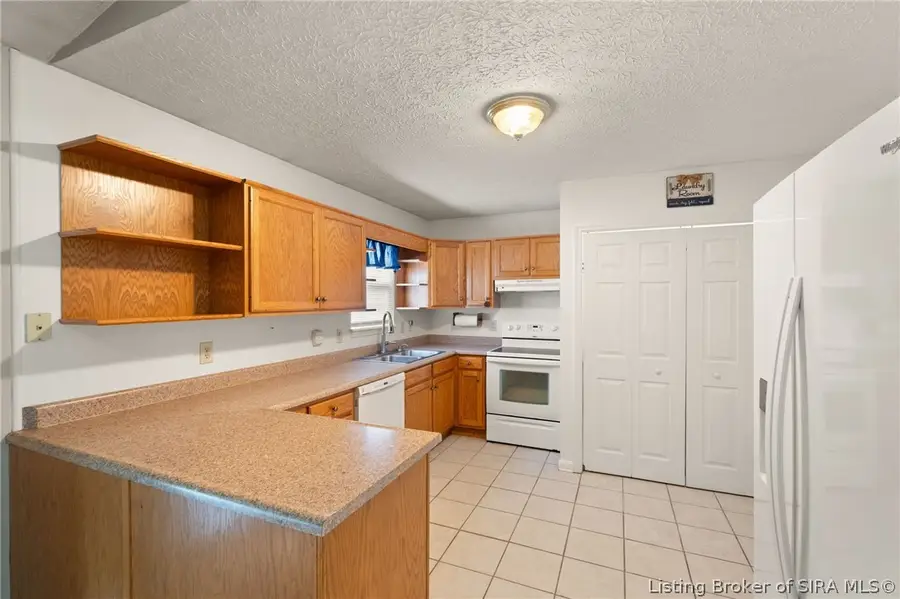 1950 Andrew Court Nw, Corydon, IN 47112 - #3
