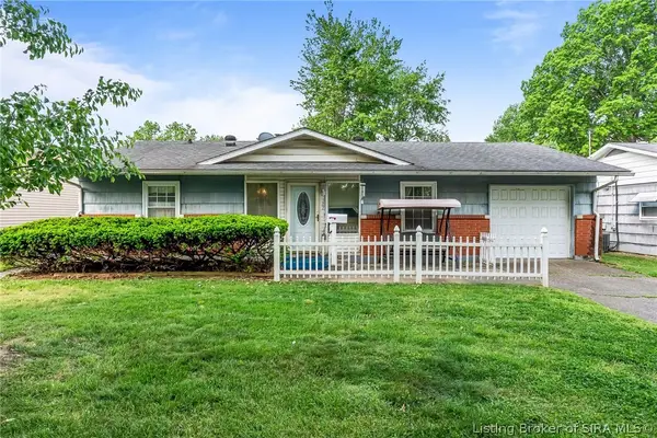 907 Springdale Drive, Jeffersonville, IN 47130