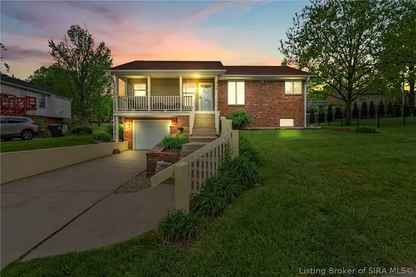 505 Hornung Hill Drive, New Albany, IN 47150