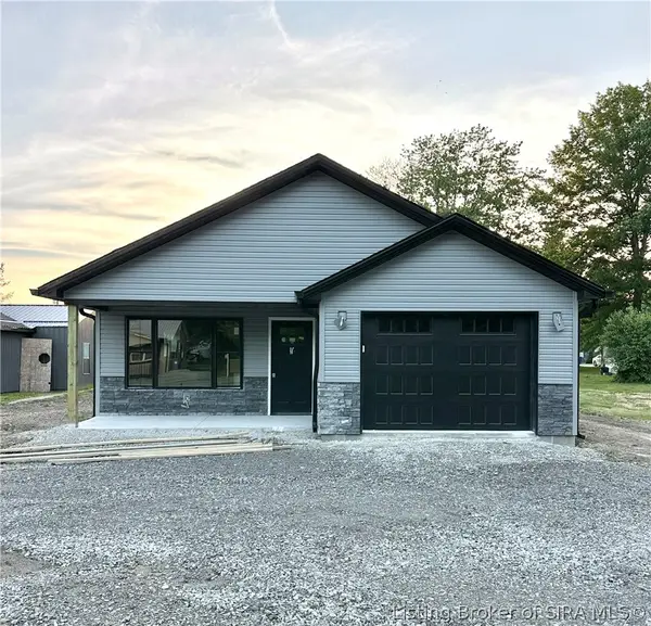 1116 Mann Avenue, Austin, IN 47102