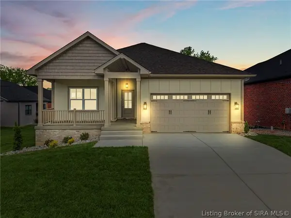 4644 Red Tail Ridge #211, Jeffersonville, IN 47130