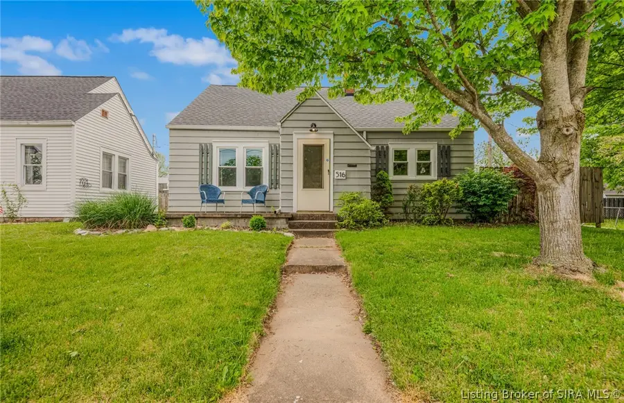 516 E 7th Street, Seymour, IN 47274 - #2