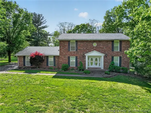 130 E Eastern Hills Boulevard, Salem, IN 47167