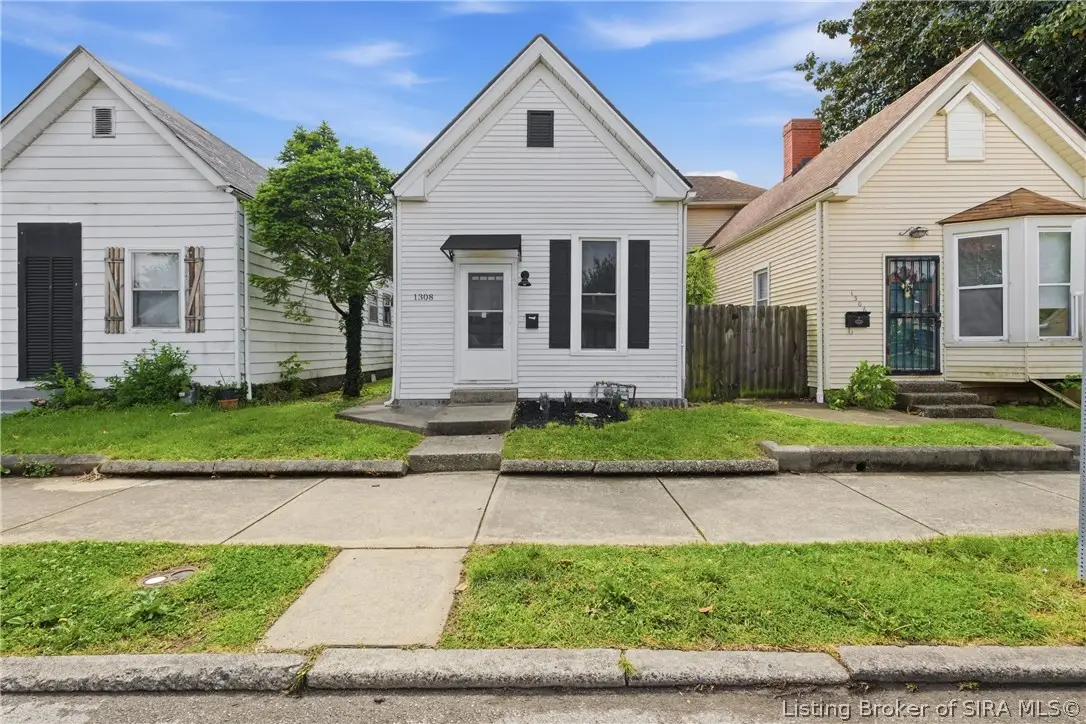 1308 Culbertson Avenue, New Albany, IN 47150 - #1