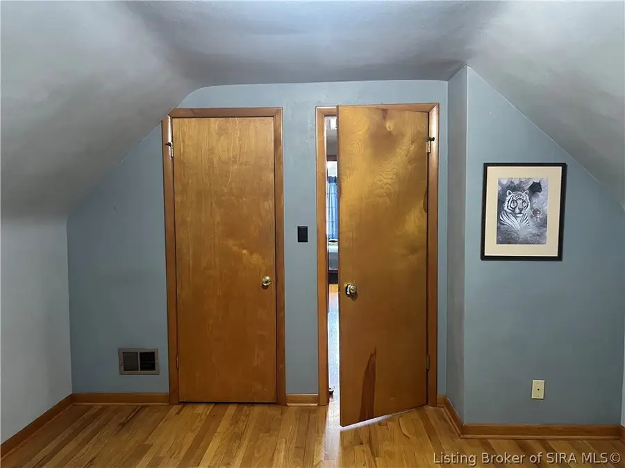530 Chippewa Drive, Jeffersonville, IN 47130 - #3
