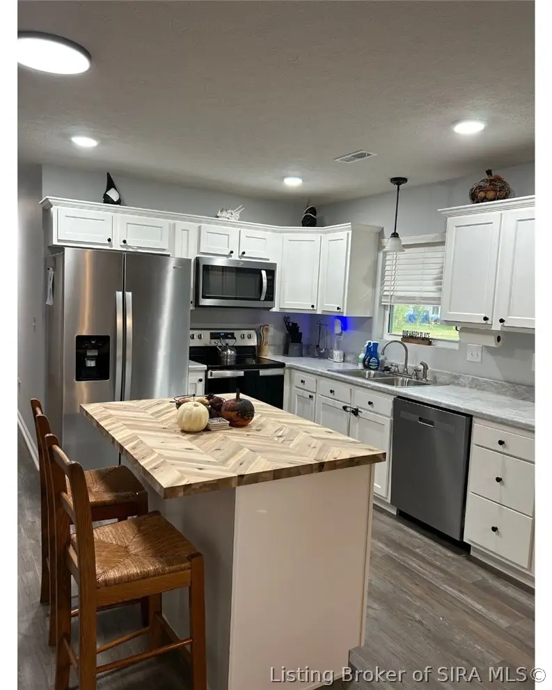 153 S 6th Street, Austin, IN 47102 - #2