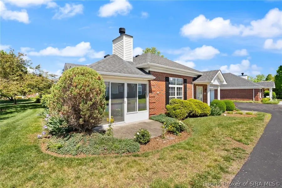 3543 Stonecreek Circle, Jeffersonville, IN 47130 - #3