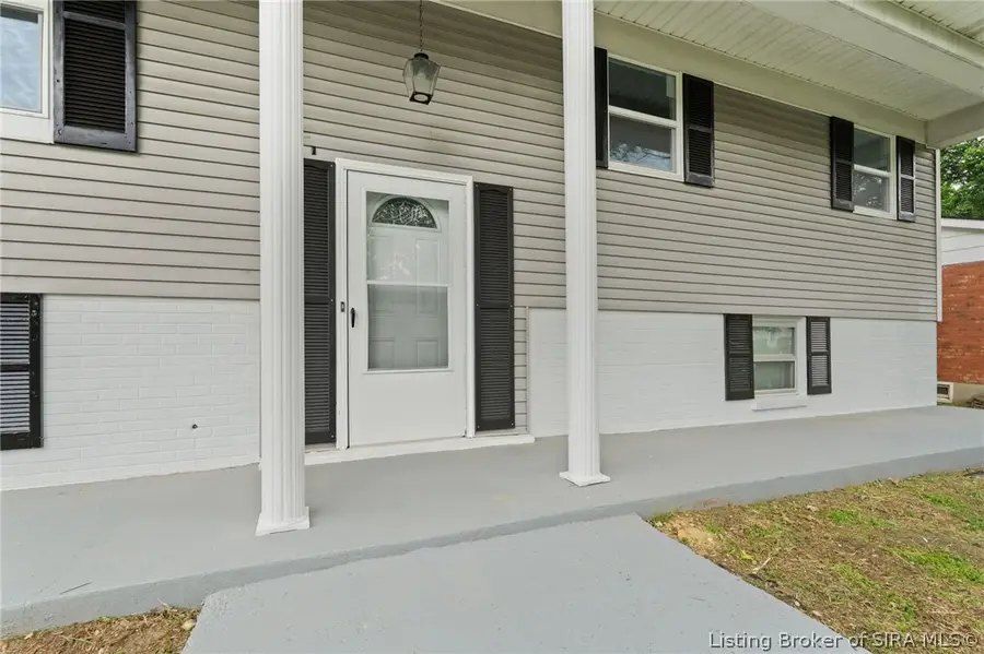 2911 N Walford Drive, Jeffersonville, IN 47130 - #3