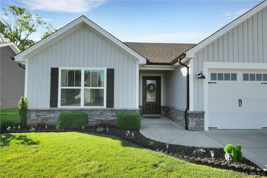 3918 Golden Apple Way, Jeffersonville, IN 47130 - #2