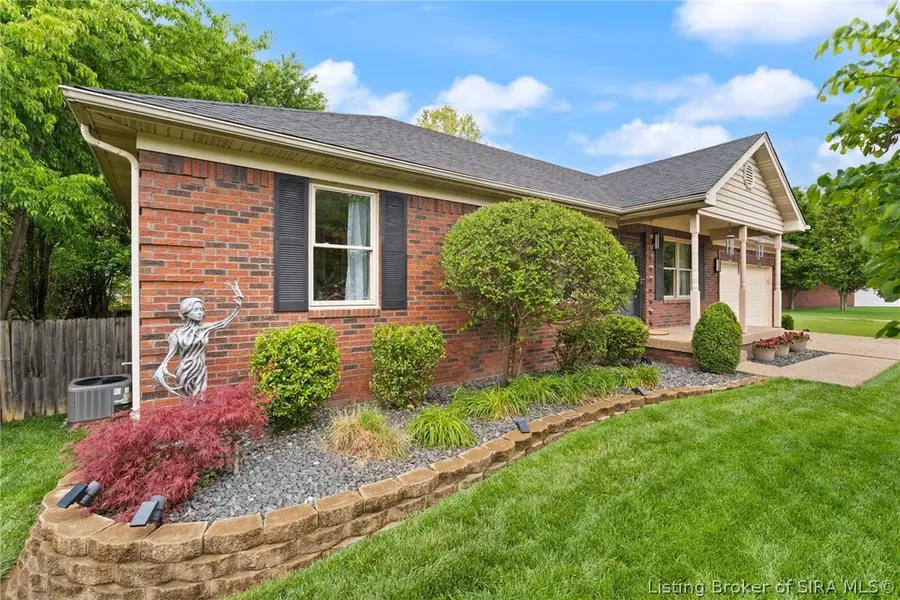4106 Miners Way, Sellersburg, IN 47172 - #2